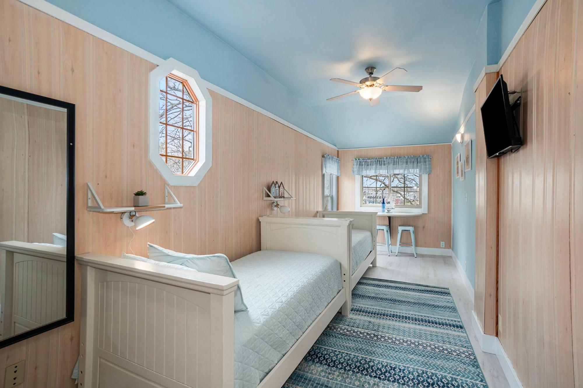 Waters View Bed & Breakfast